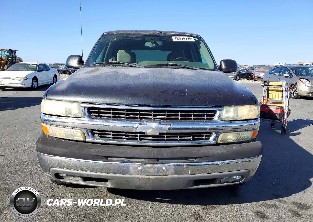 2004 Chevrolet Tahoe C1500 VIN:1GNEC13V14R121798 - 5