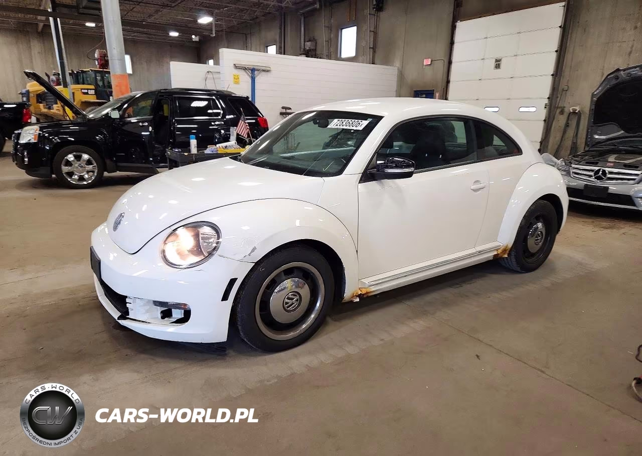 2012 Volkswagen Beetle – zdjęcie 1 z 12