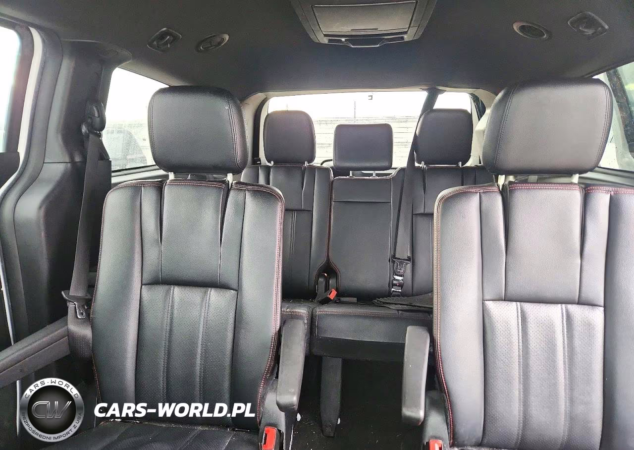 2018 Dodge Grand Caravan Gt VIN:2C4RDGEG2JR239616 - 10