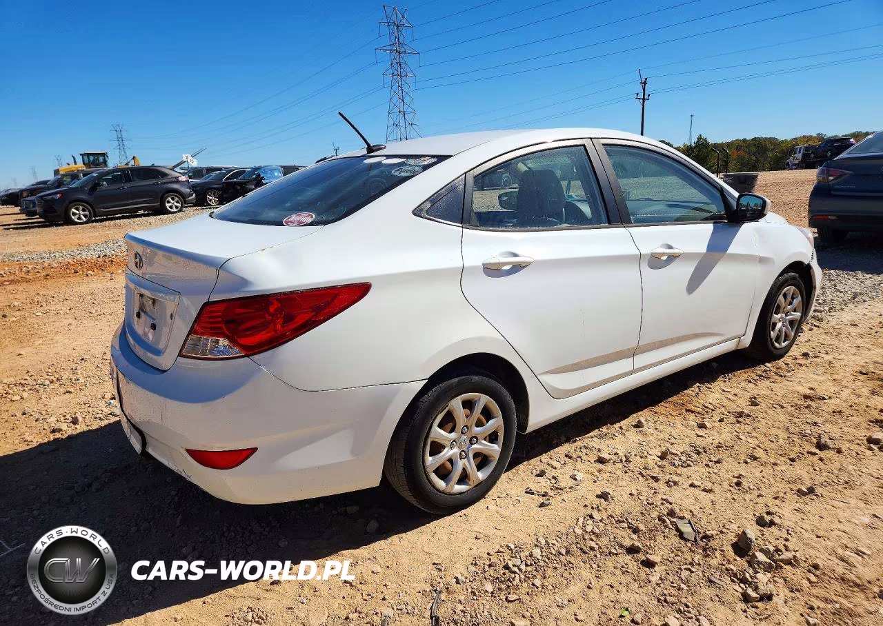 2014 Hyundai Accent Gls VIN:KMHCT4AE1EU639053 - 3