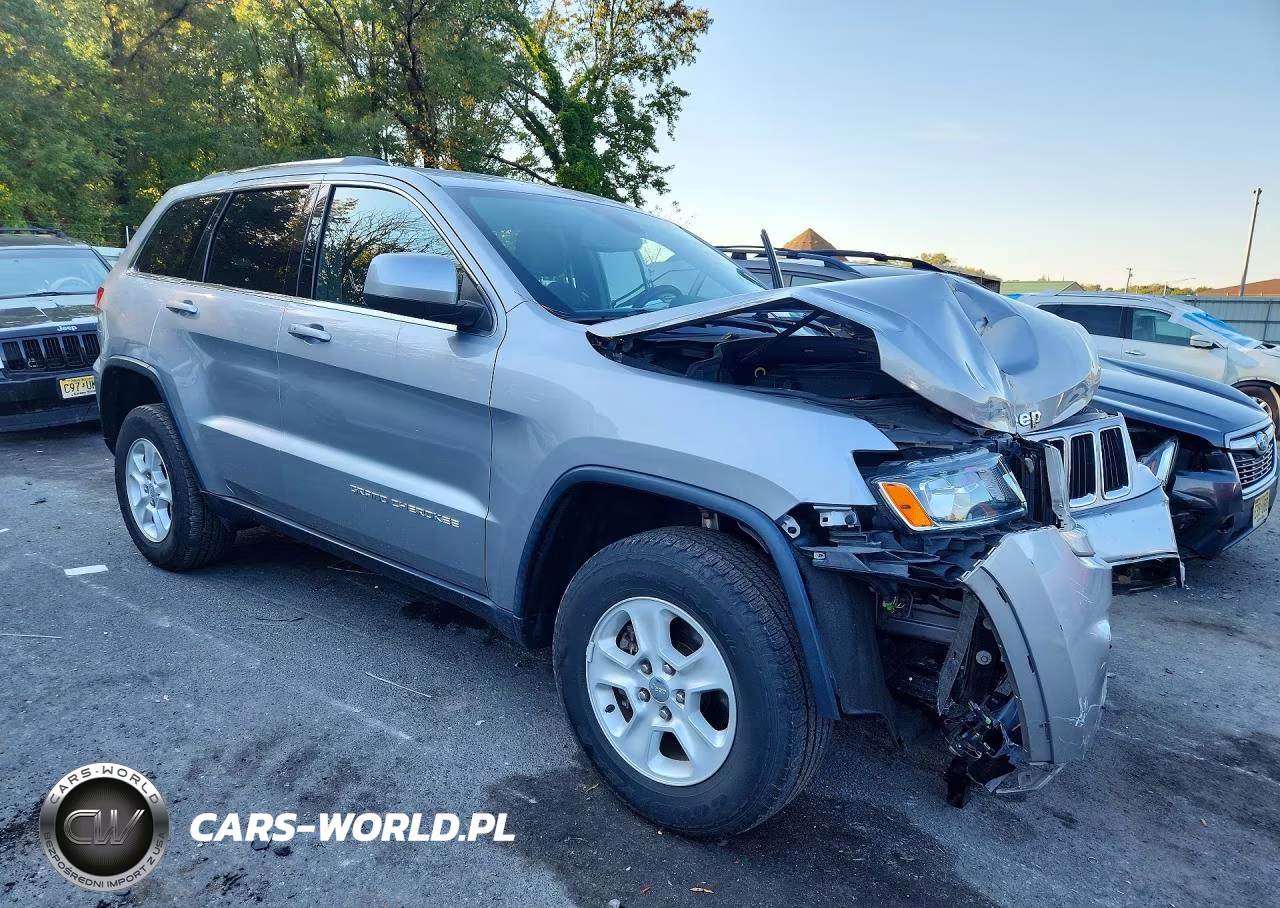 2016 Jeep Grand Cherokee Laredo VIN:1C4RJFAG9GC349346 - 4