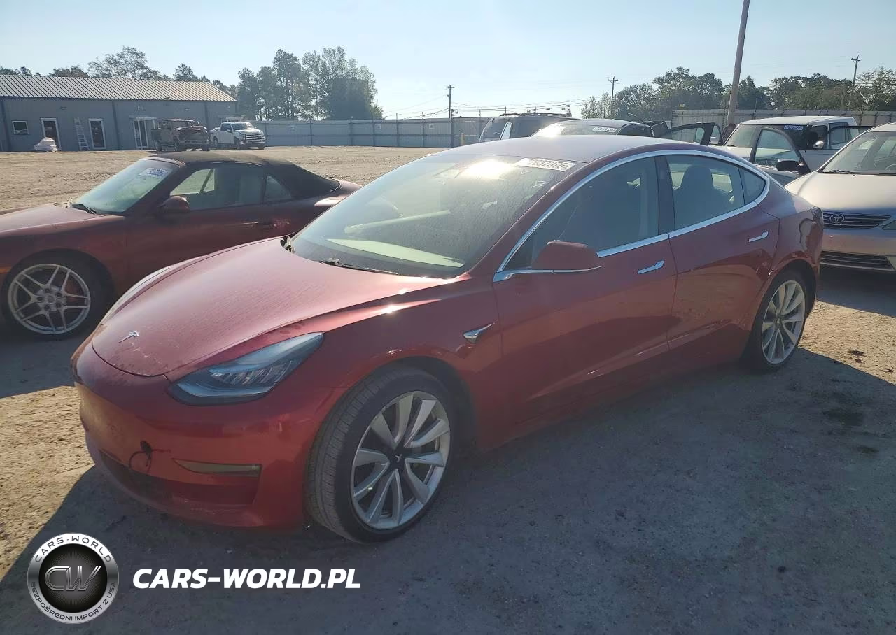 2018 Tesla Model 3 VIN:5YJ3E1EAXJF050137 - 1