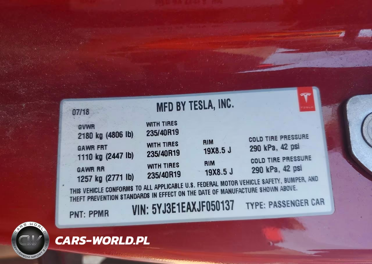 2018 Tesla Model 3 VIN:5YJ3E1EAXJF050137 - 12