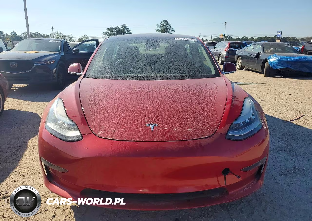 2018 Tesla Model 3 VIN:5YJ3E1EAXJF050137 - 5
