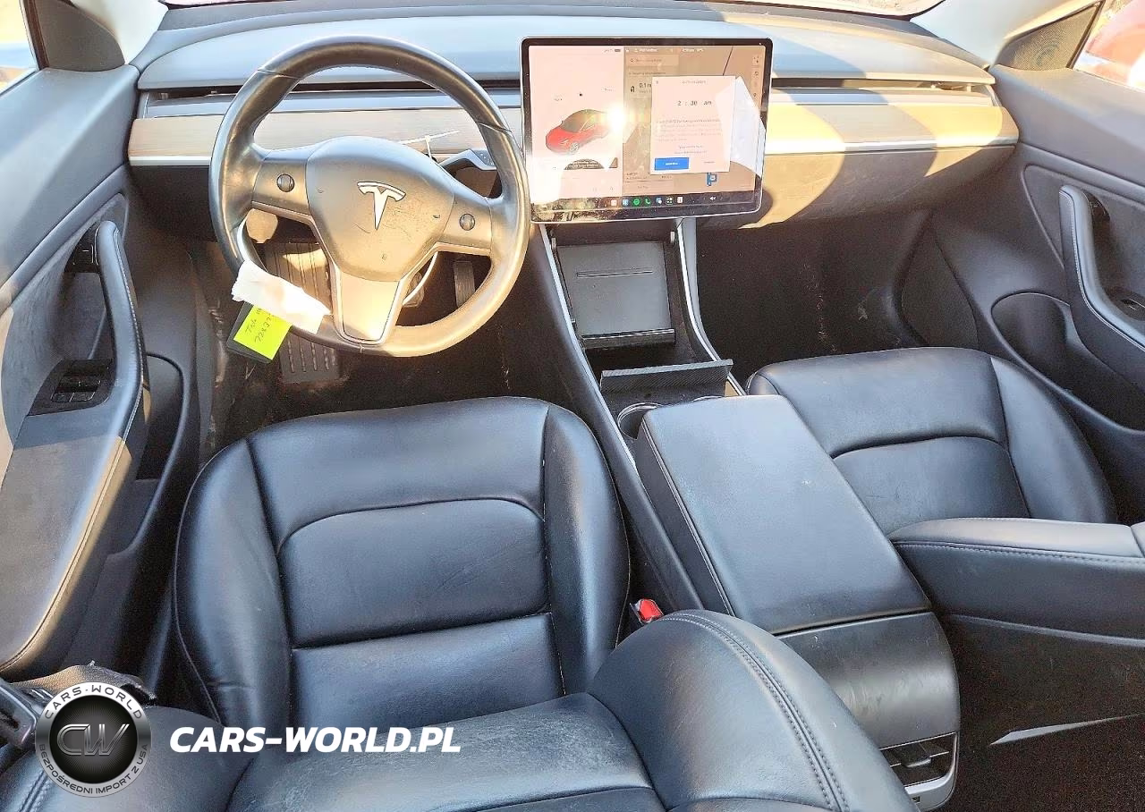 2018 Tesla Model 3 VIN:5YJ3E1EAXJF050137 - 8