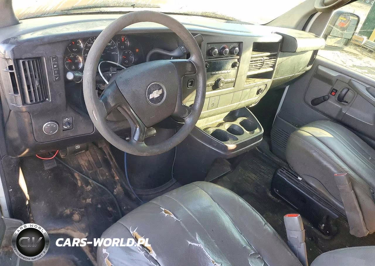 2010 Chevrolet Express G2500 VIN:1GCZGFDA3A1108262 - 8