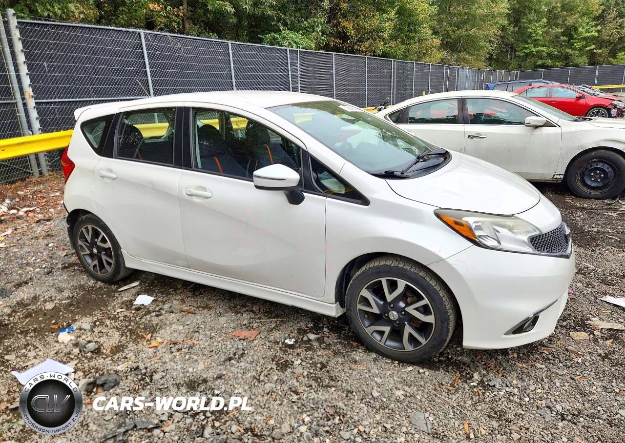 2015 Nissan Versa Note Sr VIN:3N1CE2CP3FL436245 - 4