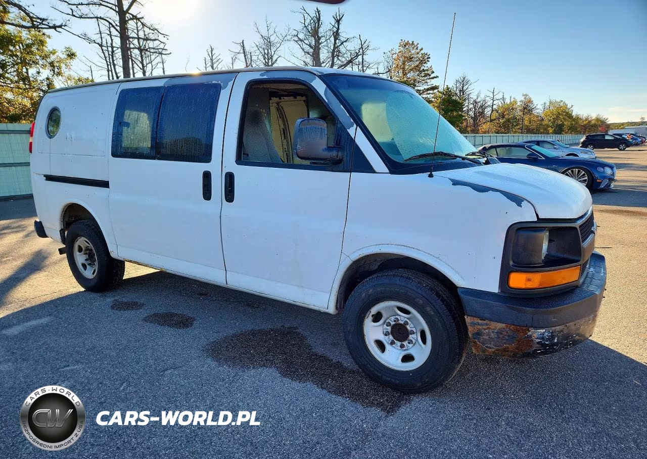 2007 Chevrolet Chevy Van VIN:1GCHG35U071223736 - 4