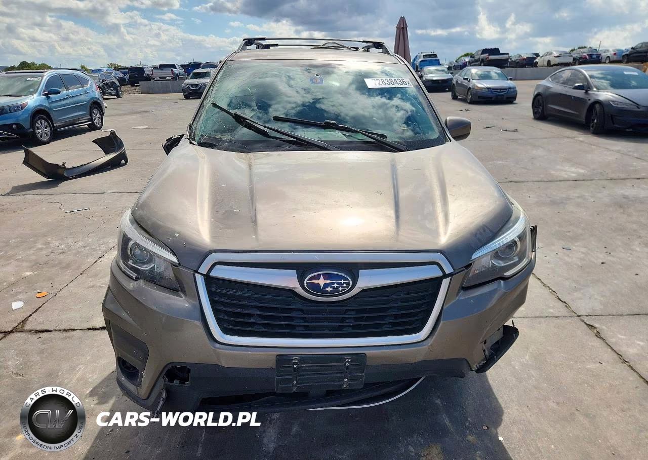 2019 Subaru Forester Premium VIN:JF2SKAGC1KH465191 - 5