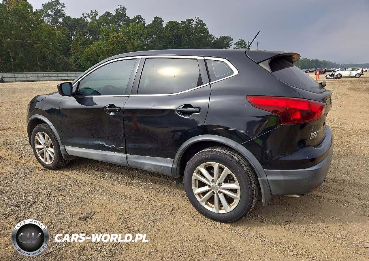 2018 Nissan Rogue Sport S VIN:JN1BJ1CP9JW158634 - 2