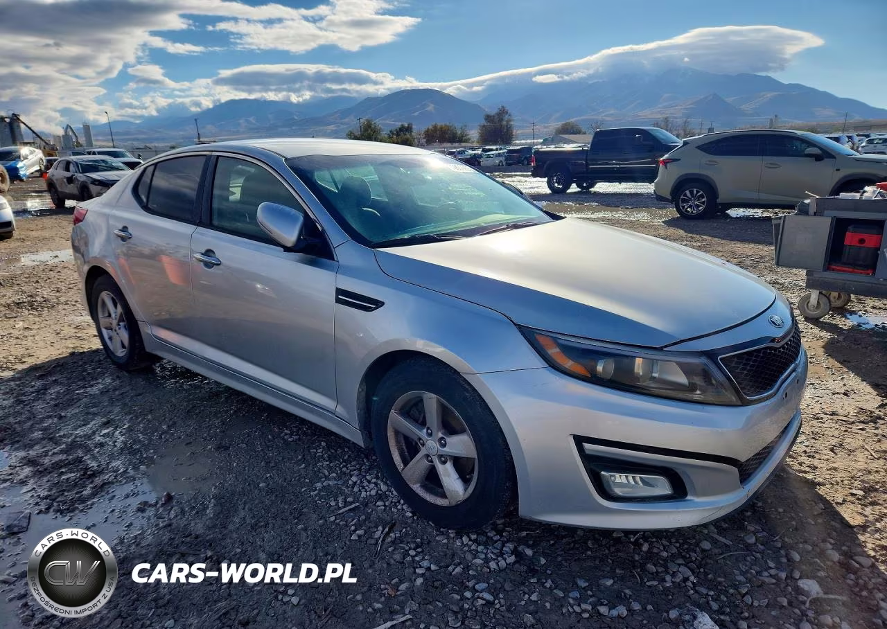 2015 Kia Optima Lx VIN:5XXGM4A75FG447744 - 4