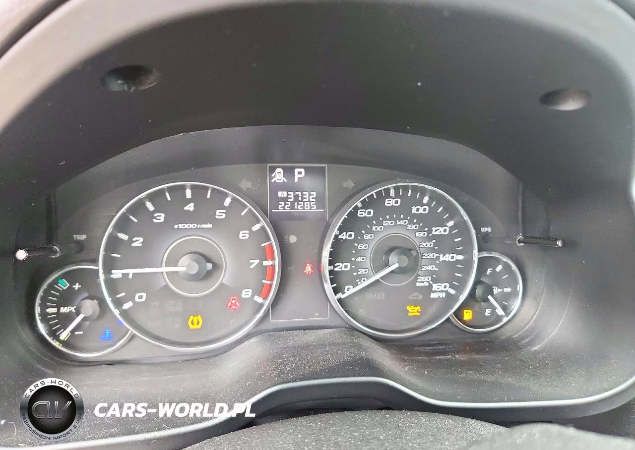 2011 Subaru Outback 3.6R Limited VIN:4S4BRDKC1B2370115 - 9