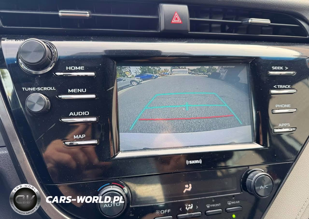 2020 Toyota Camry Se VIN:4T1G11AK1LU915160 - 11