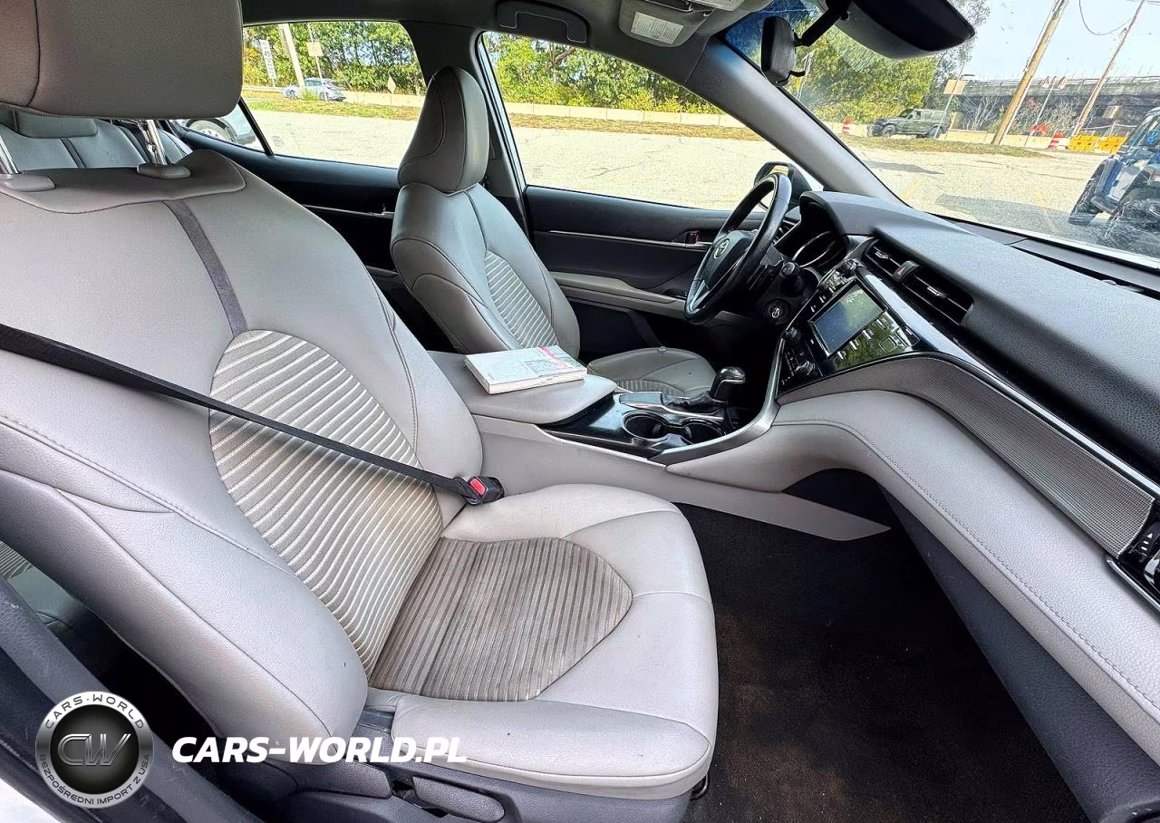 2020 Toyota Camry Se VIN:4T1G11AK1LU915160 - 5