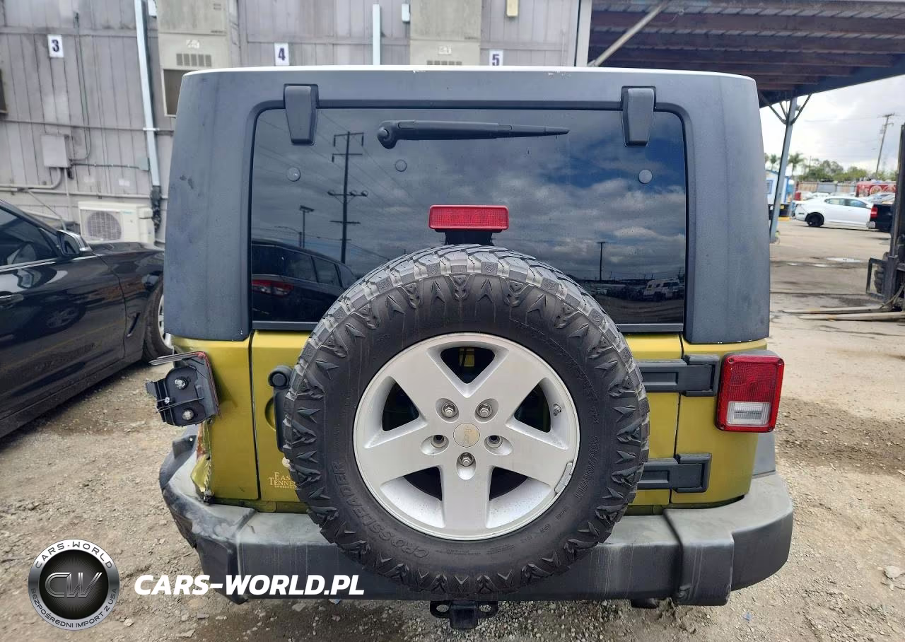 2008 Jeep Wrangler Unlimited X VIN:1J4GB39108L570784 - 6