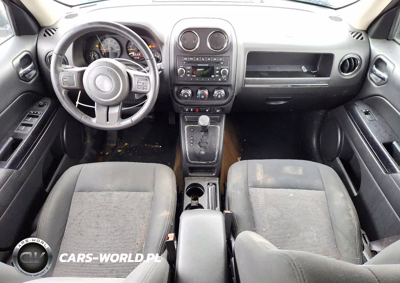2016 Jeep Patriot Latitude VIN:1C4NJRFB7GD685777 - 8