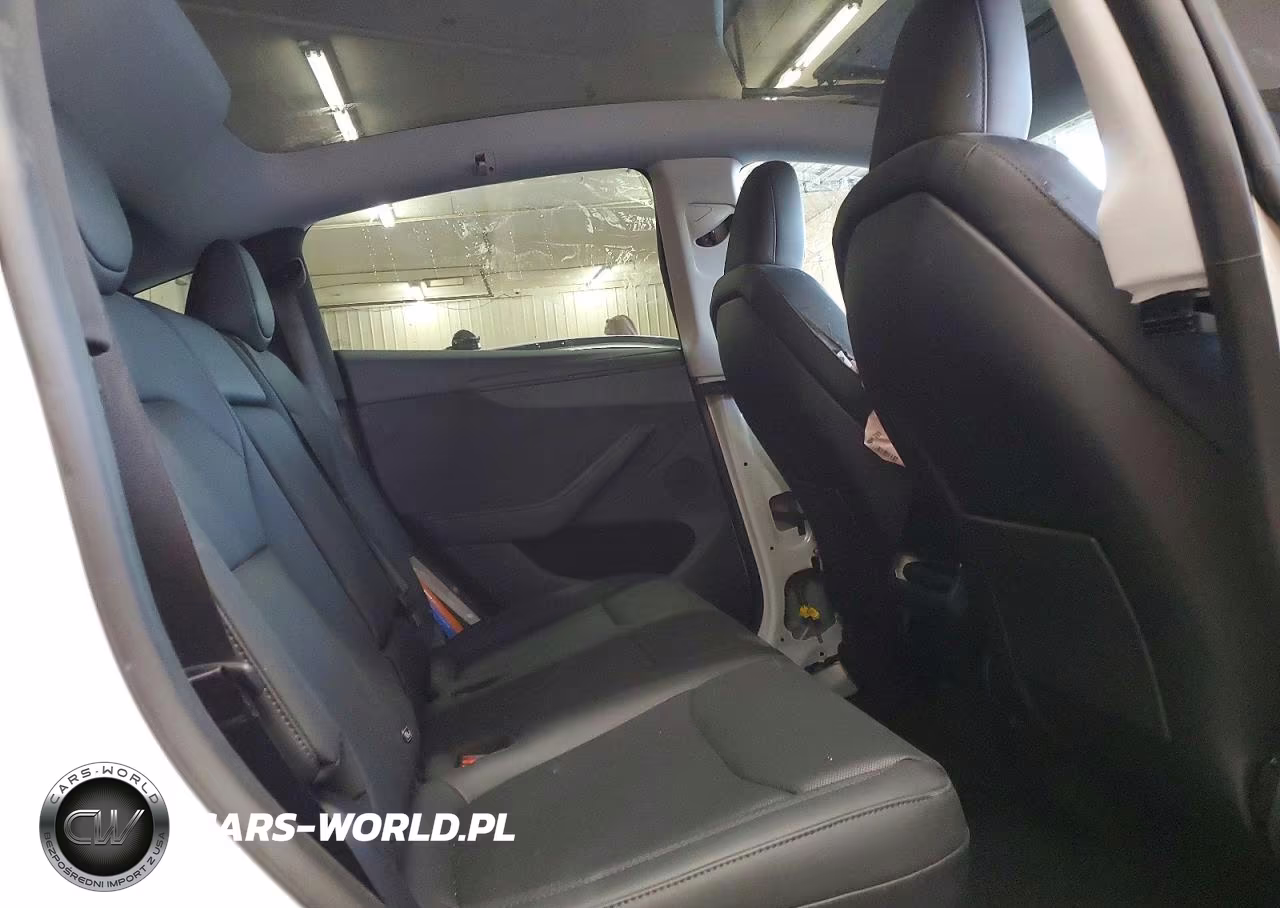 2026 Tesla Model Y VIN:7SAYGDEE8TA500200 - 10