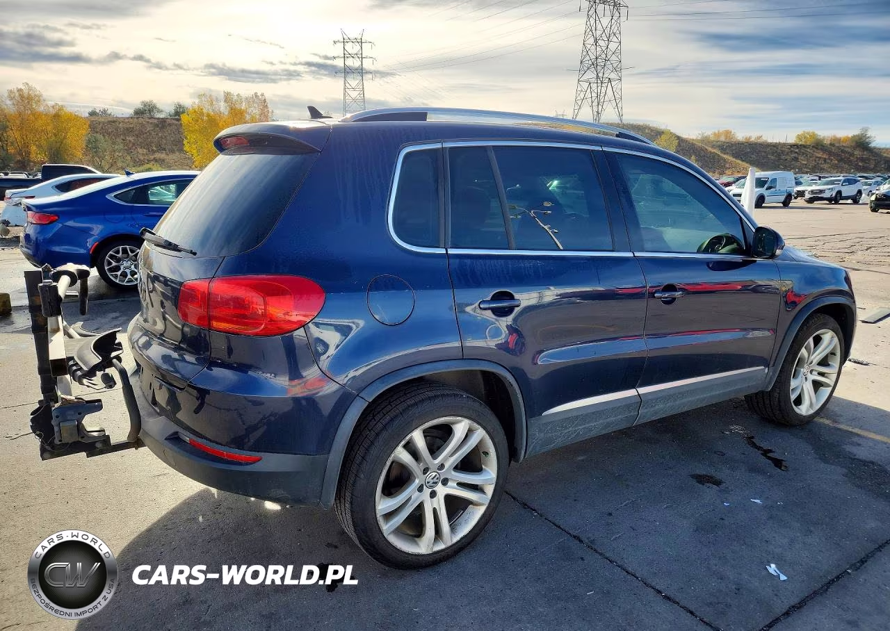 2016 Volkswagen Tiguan S VIN:WVGBV7AX9GW579958 - 3