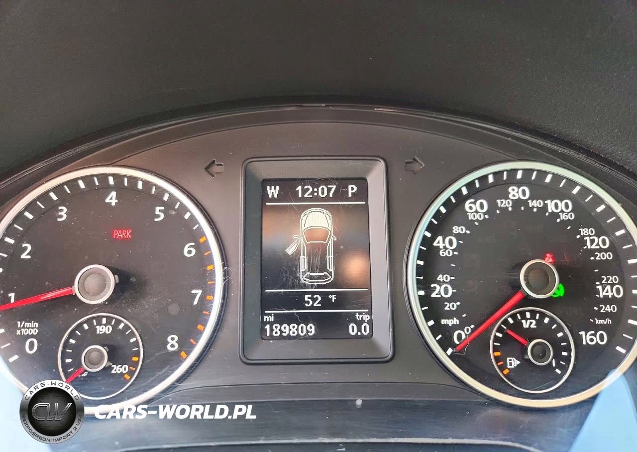 2016 Volkswagen Tiguan S VIN:WVGBV7AX9GW579958 - 9