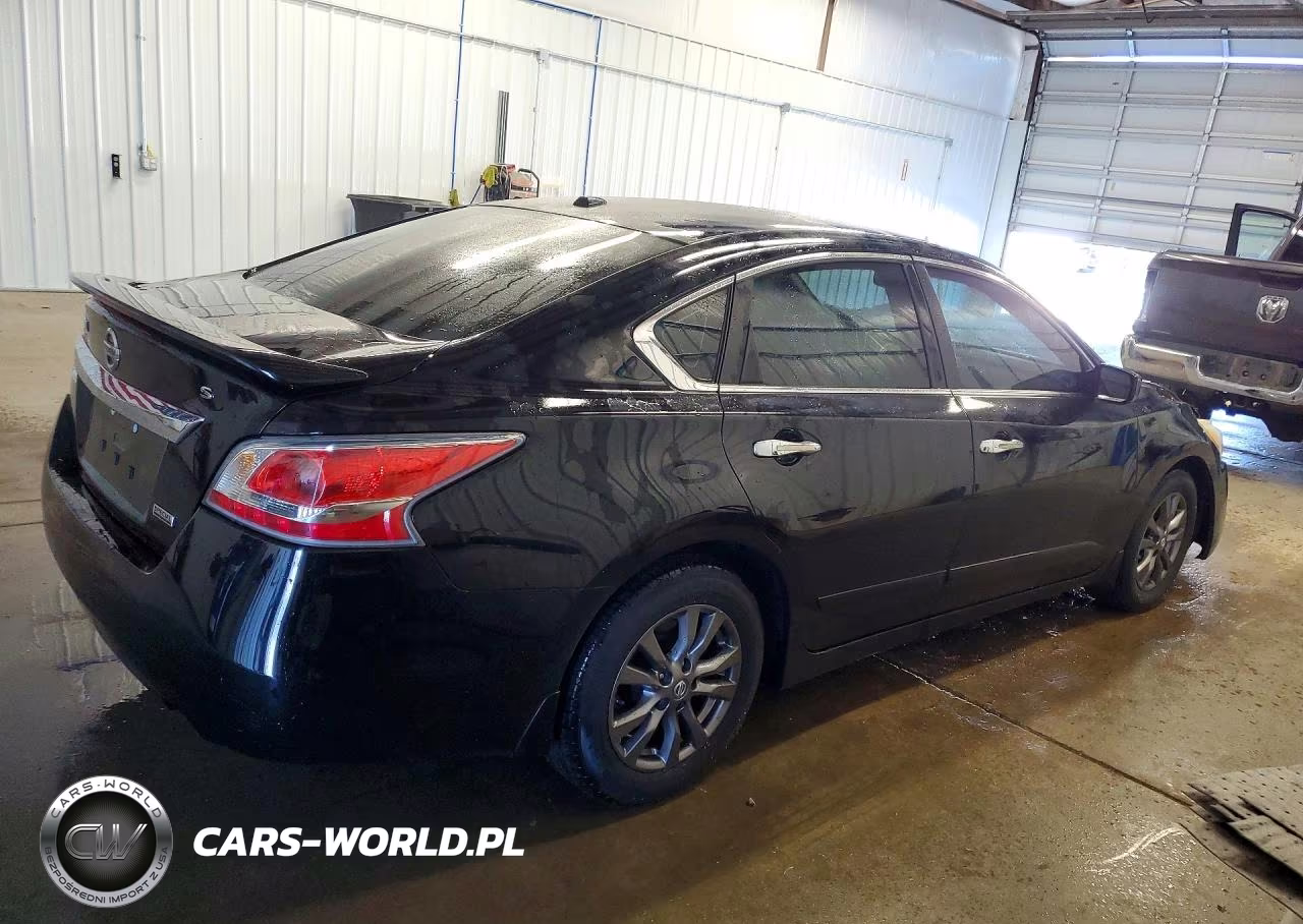 2015 Nissan Altima 2.5 S VIN:1N4AL3AP5FC495981 - 3