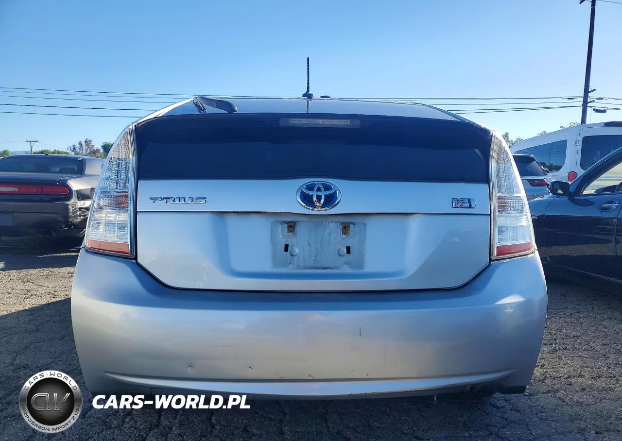 2011 Toyota Prius Two VIN:JTDKN3DU1B5319227 - 6