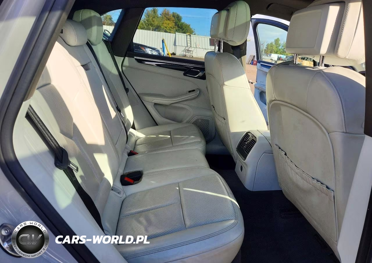 2019 Porsche Macan VIN:WP1AA2A57KLB04587 - 10