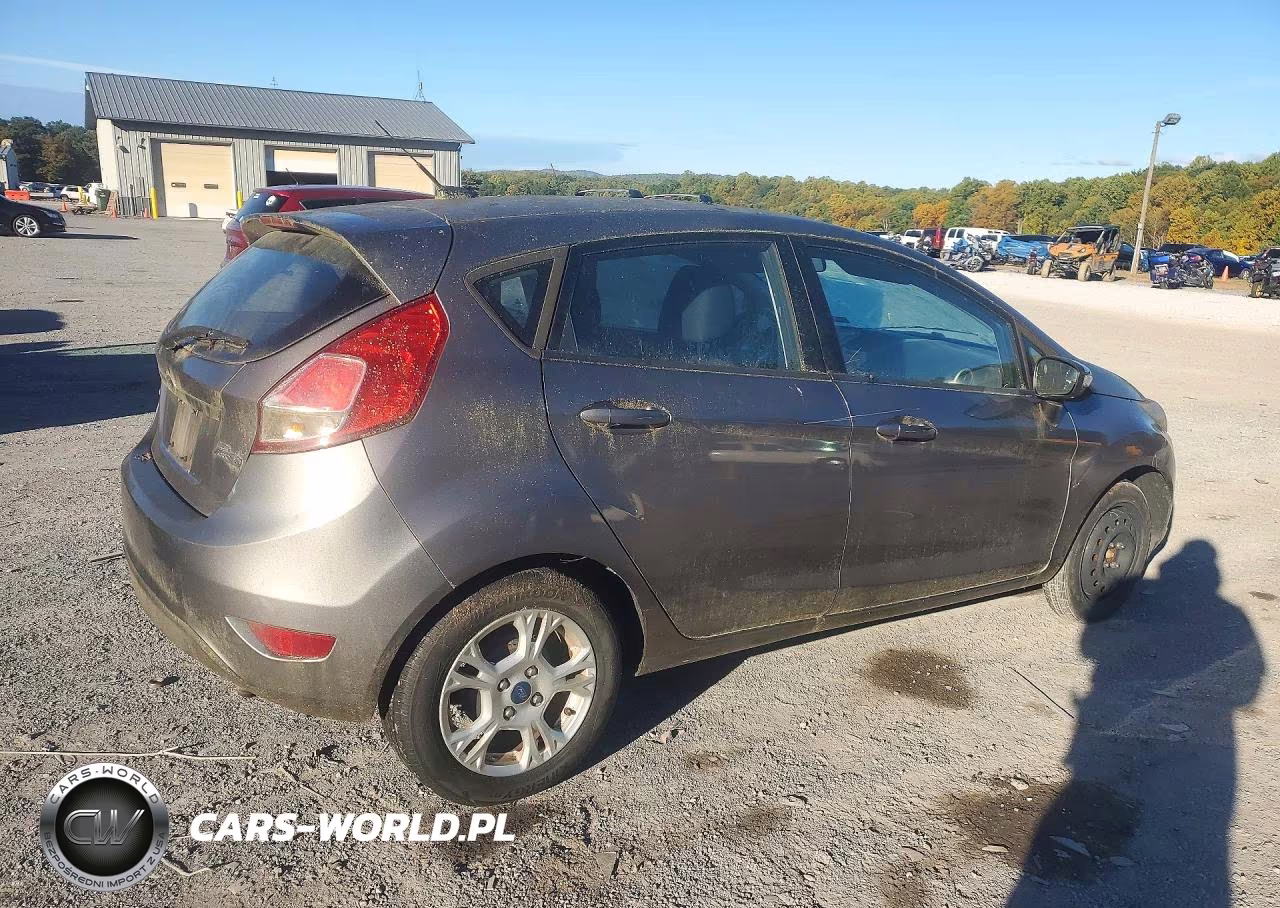 2014 Ford Fiesta Se VIN:3FADP4EJ2EM121385 - 3