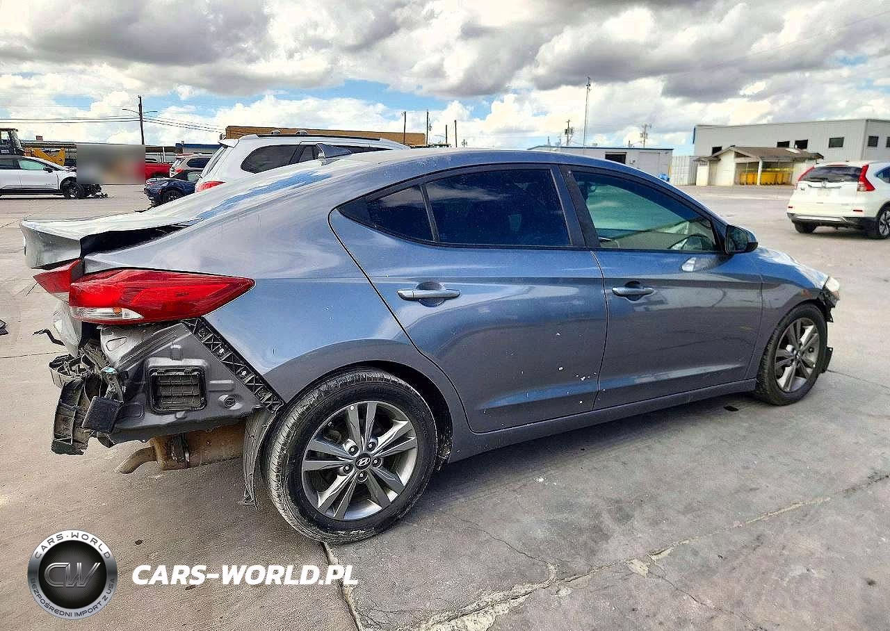 2018 Hyundai Elantra Sel VIN:5NPD84LFXJH359099 - 3