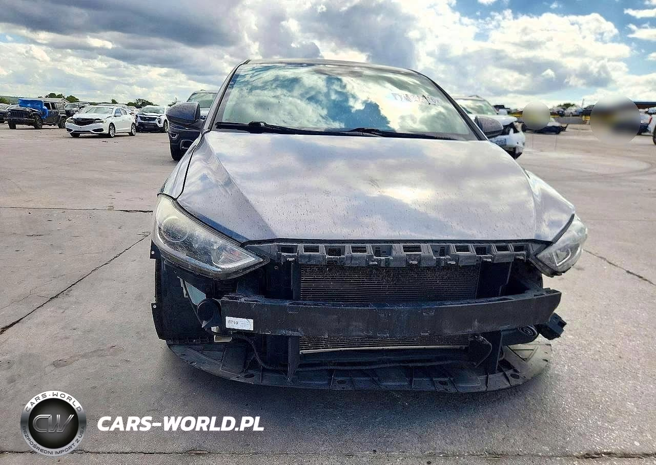 2018 Hyundai Elantra Sel VIN:5NPD84LFXJH359099 - 5