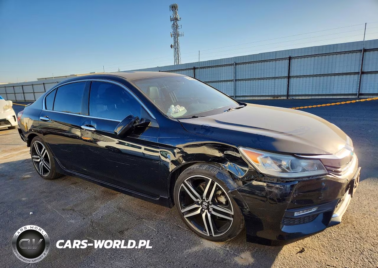 2017 Honda Accord Sport VIN:1HGCR2F58HA306405 - 4