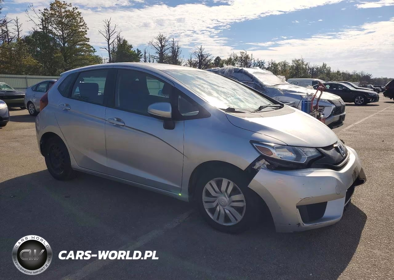 2015 Honda Fit Lx VIN:3HGGK5G55FM711143 - 4