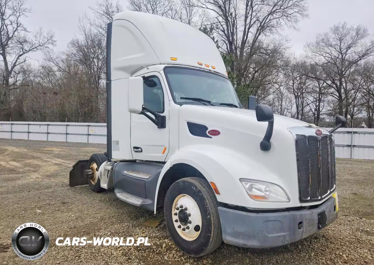 2017 Peterbilt 579