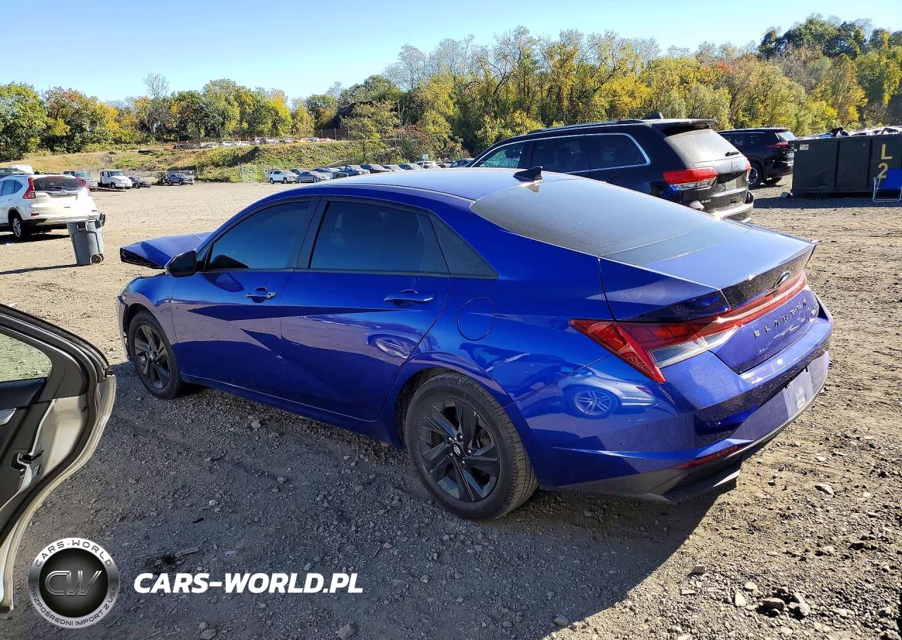 2023 Hyundai Elantra Blue VIN:KMHLM4AJ8PU044472 - 2