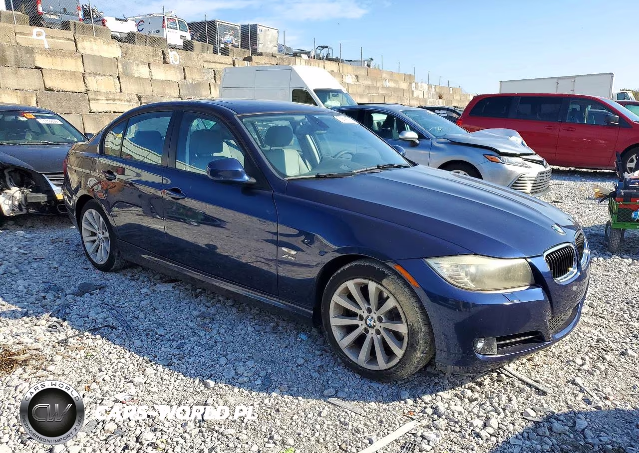 2011 BMW 328 Xi VIN:WBAPK7C51BF196276 - 4