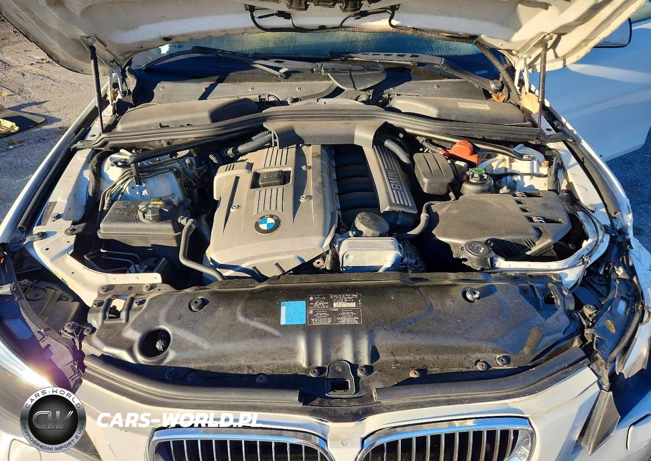 2007 BMW 530 Xi VIN:WBANF73577CU23801 - 11