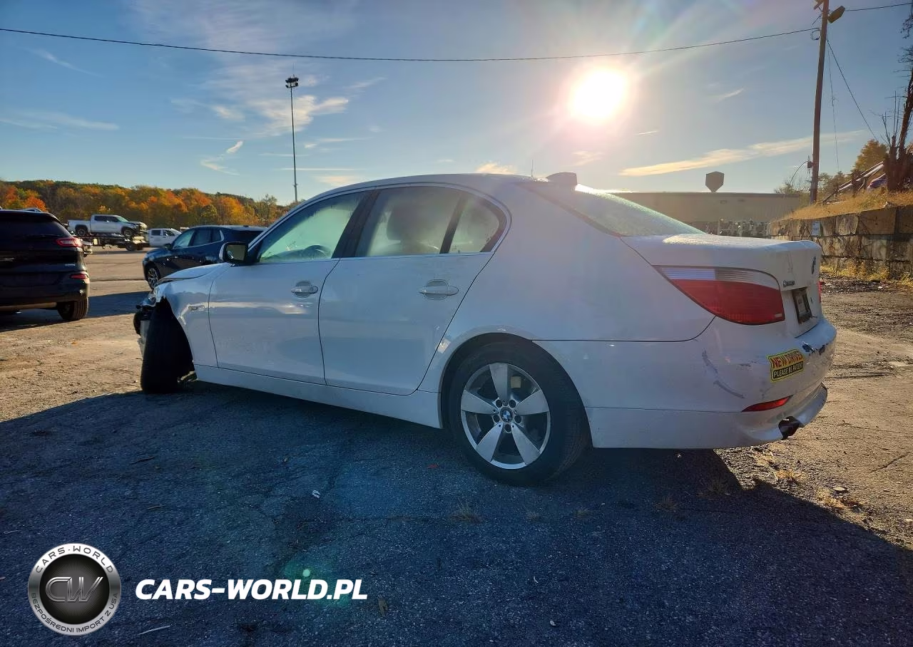 2007 BMW 530 Xi VIN:WBANF73577CU23801 - 2