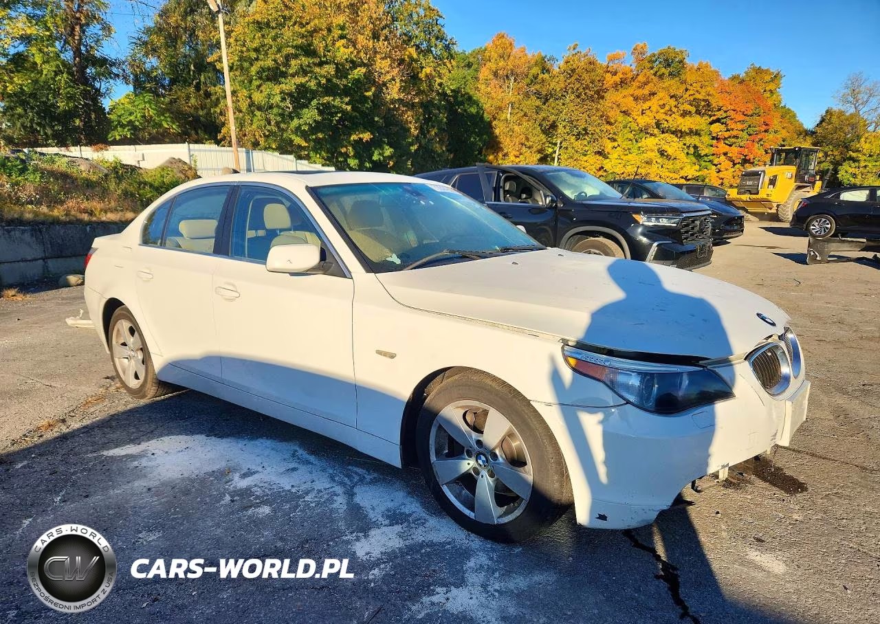 2007 BMW 530 Xi VIN:WBANF73577CU23801 - 4