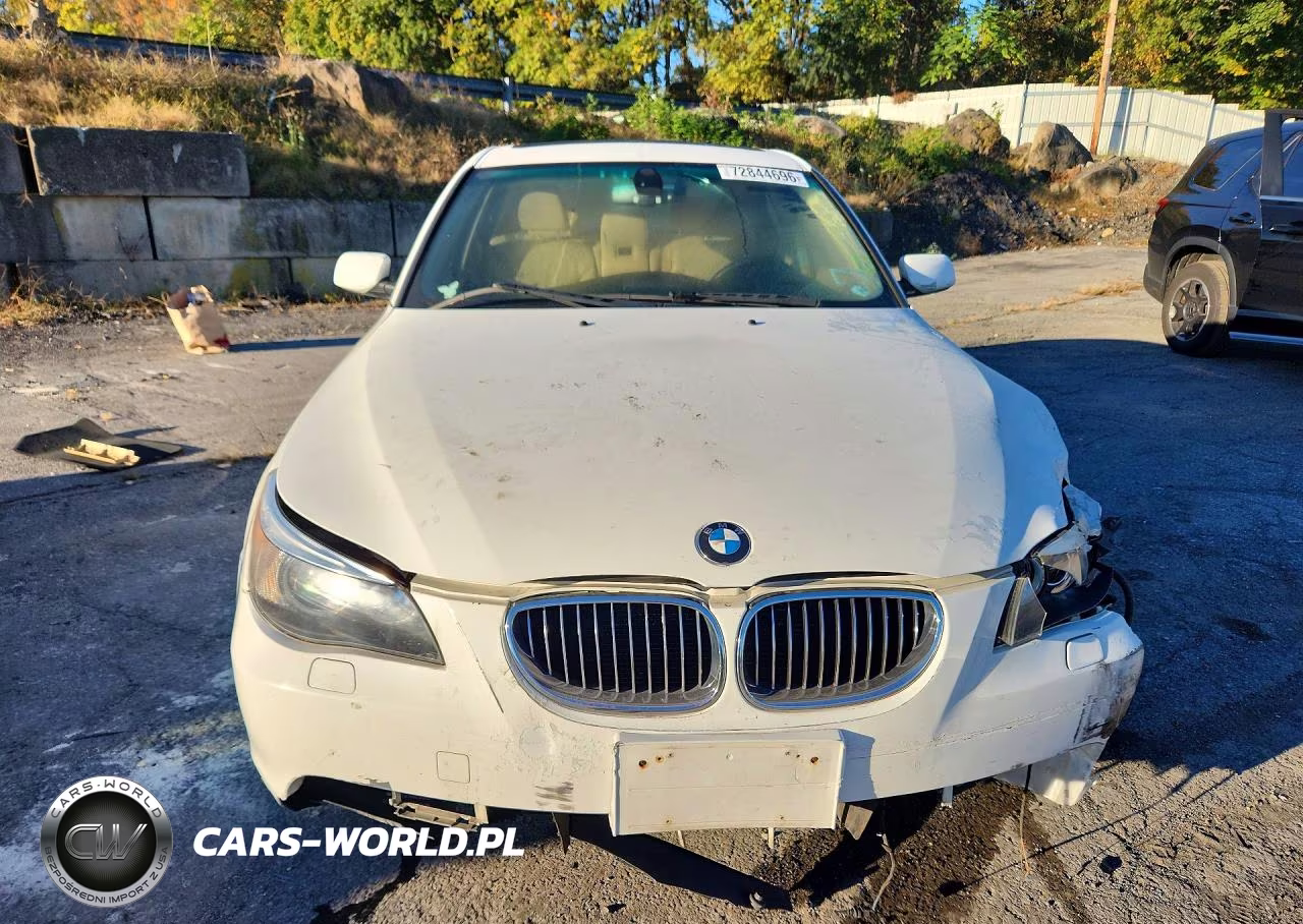 2007 BMW 530 Xi VIN:WBANF73577CU23801 - 5