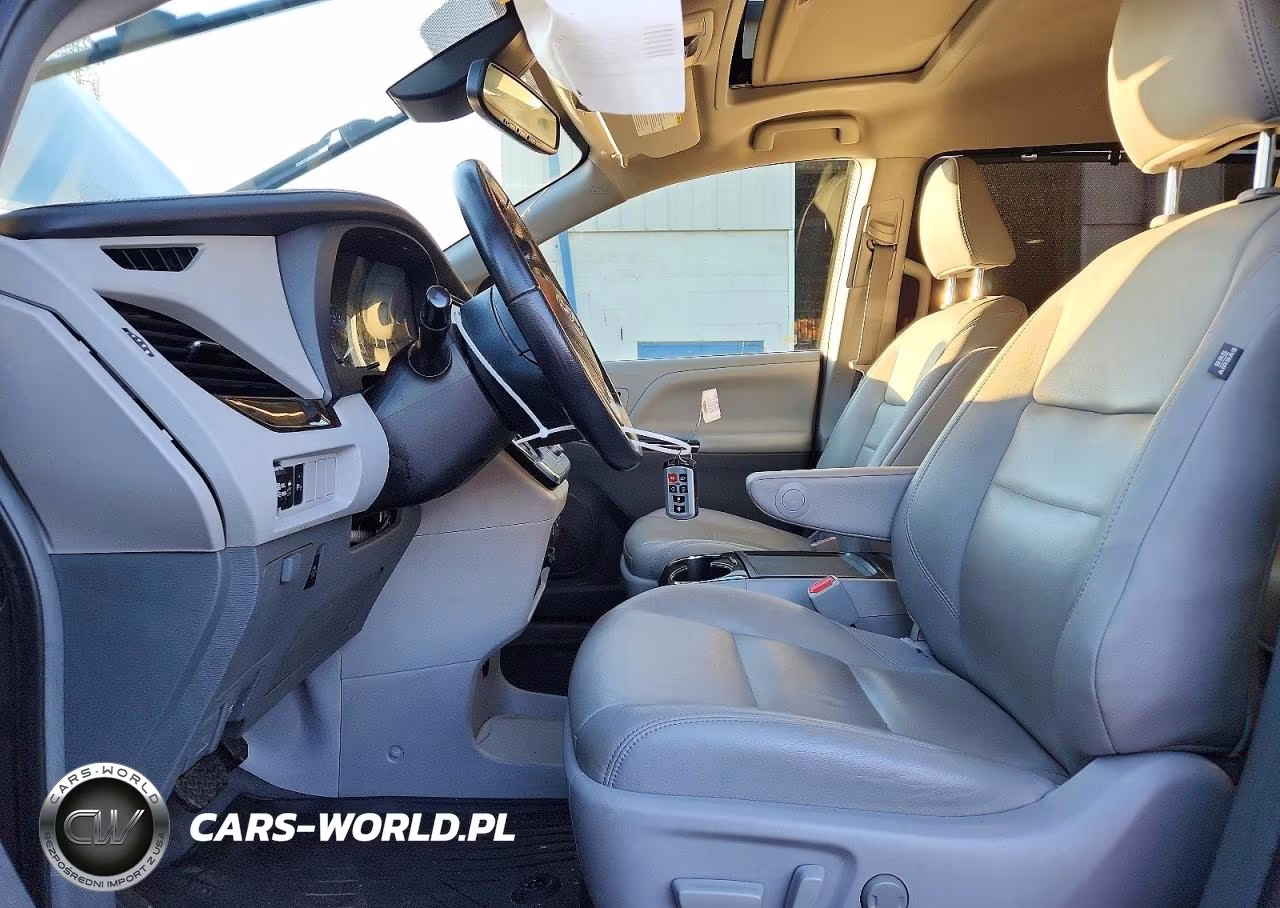 2019 Toyota Sienna Xle 8-Passenger VIN:5TDYZ3DC1KS002984 - 7