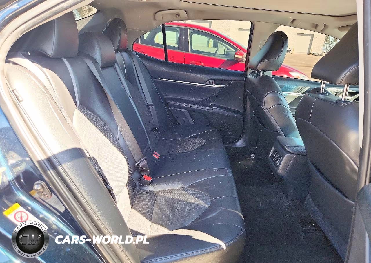 2018 Toyota Camry Xse V6 VIN:4T1BZ1HKXJU504572 - 10