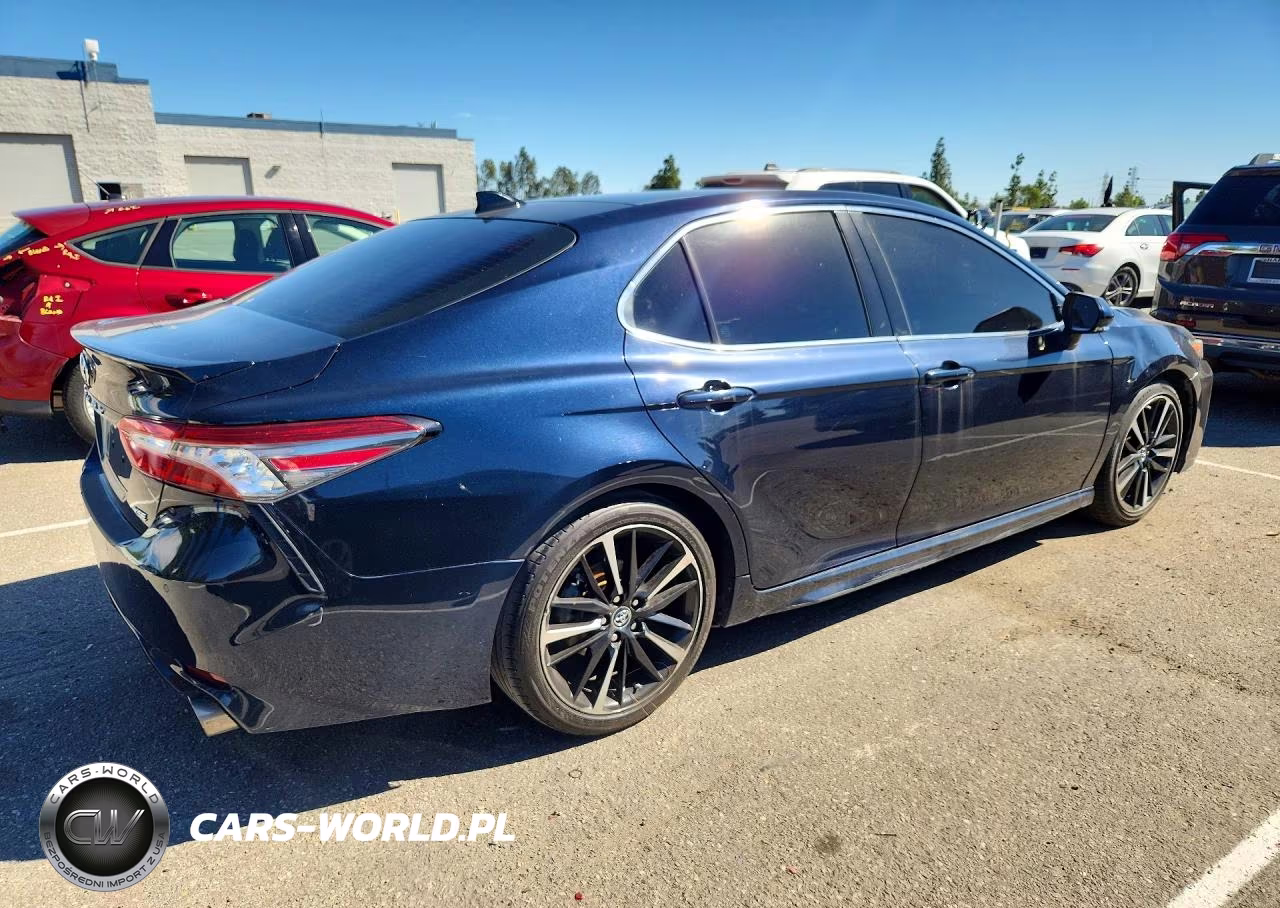 2018 Toyota Camry Xse V6 VIN:4T1BZ1HKXJU504572 - 3