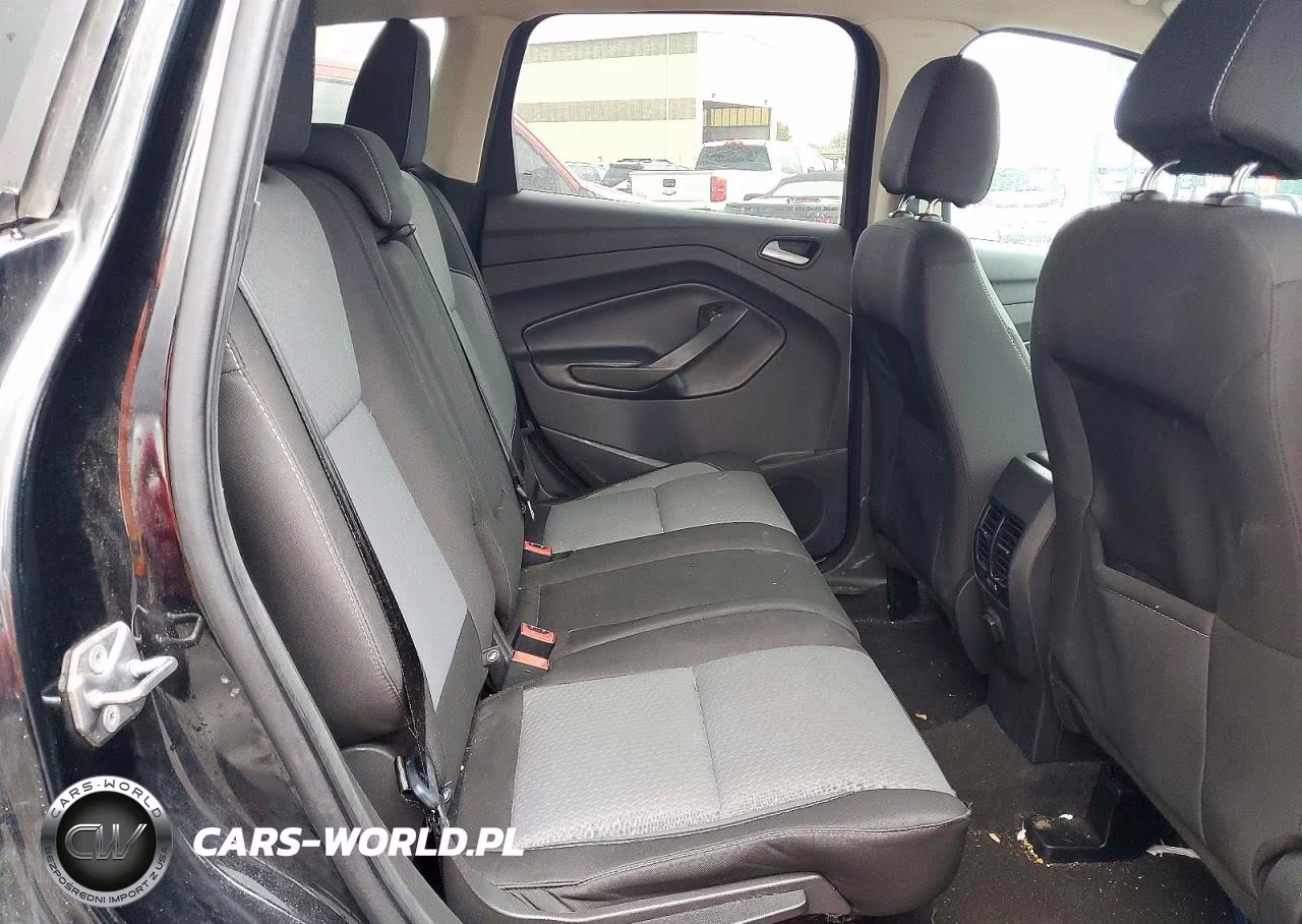 2017 Ford Escape Se VIN:1FMCU0GD6HUB03871 - 10