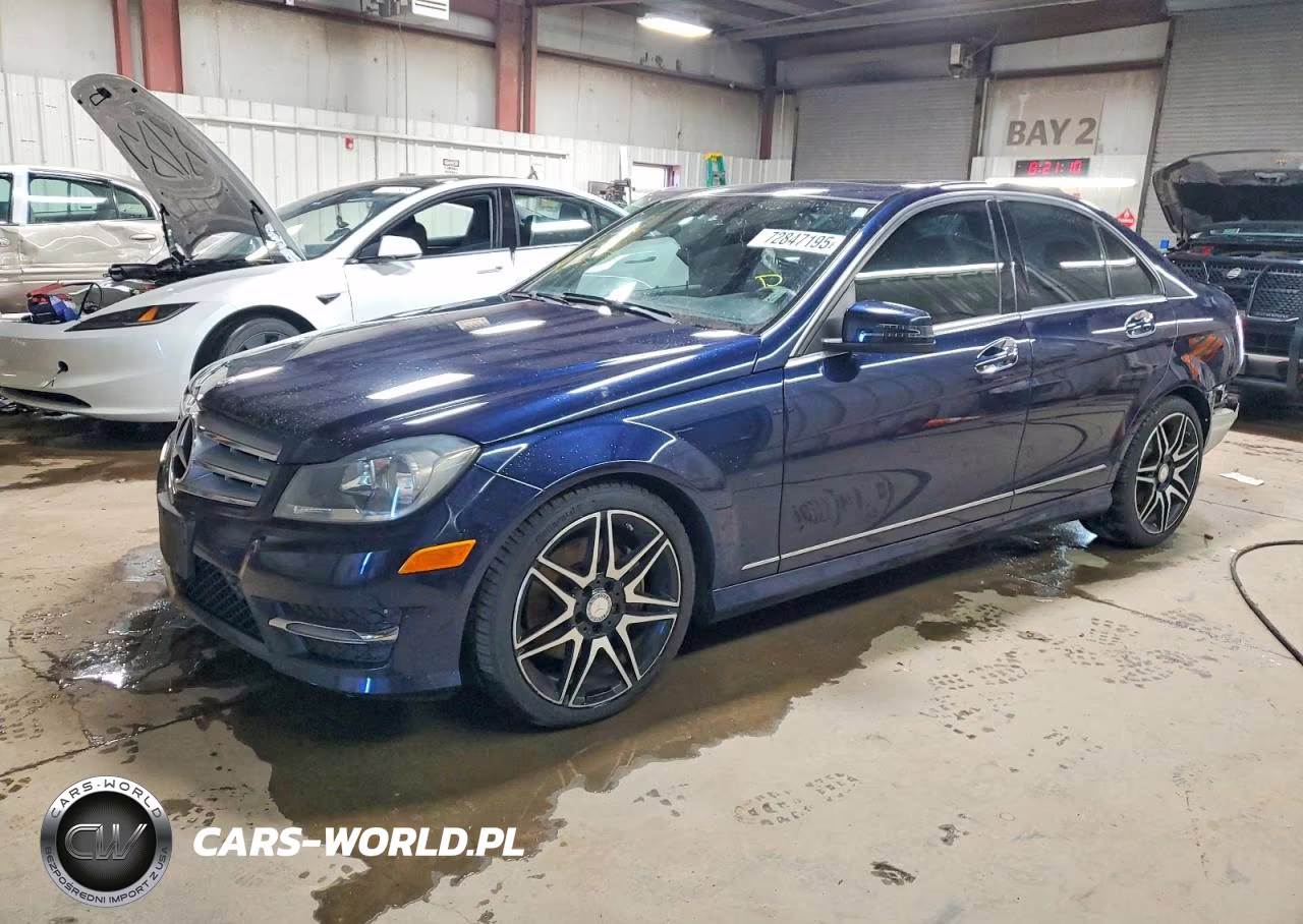 2013 Mercedes-Benz C 300 4Matic