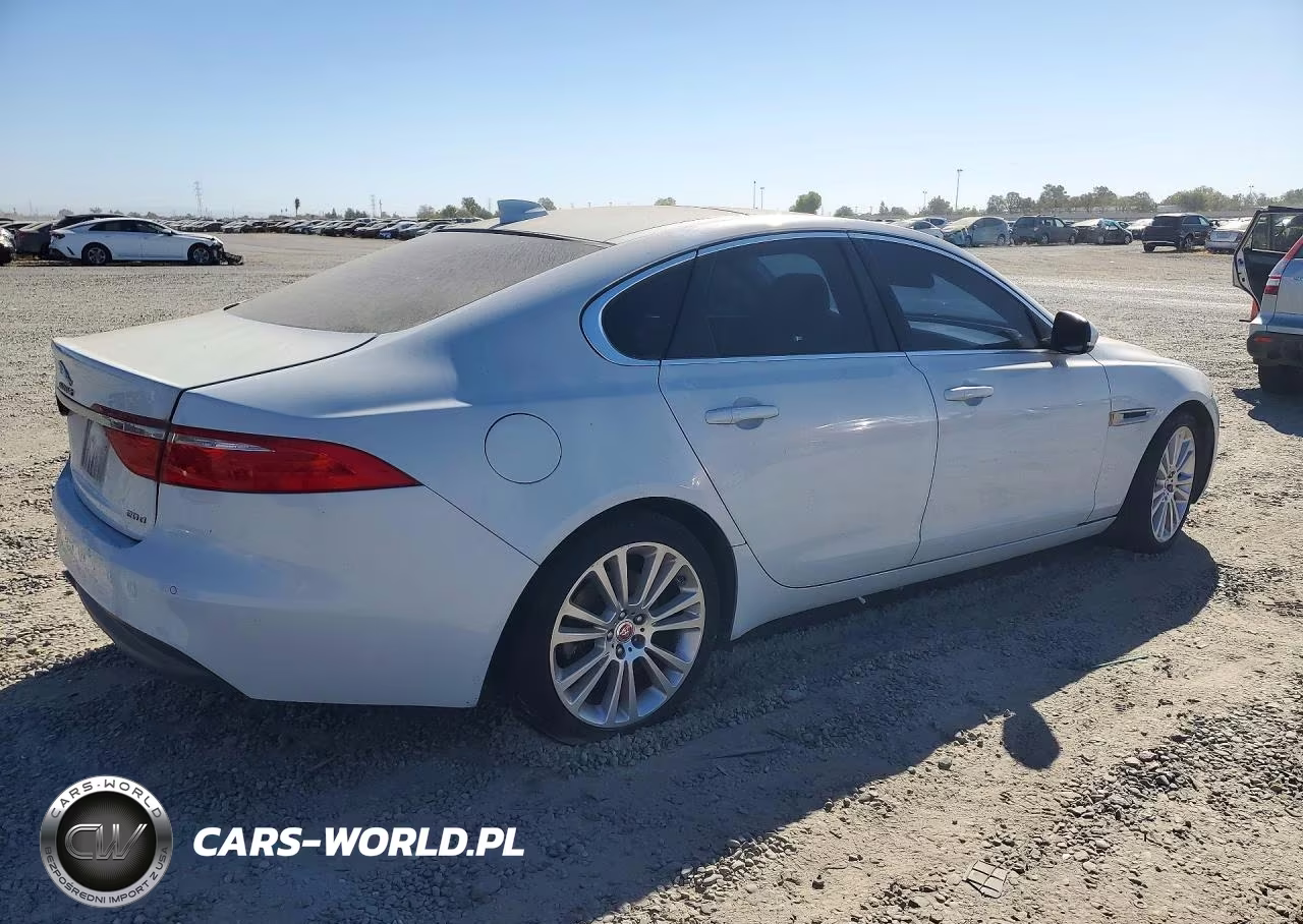2017 Jaguar Xf Prestige VIN:SAJBE4BN8HCY32479 - 3