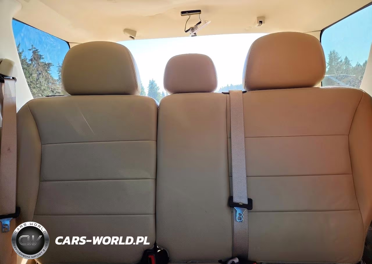 2010 Ford Escape Limited VIN:1FMCU0EG1AKC16500 - 10