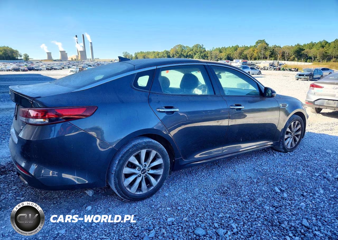 2018 Kia Optima S VIN:5XXGT4L30JG189705 - 3