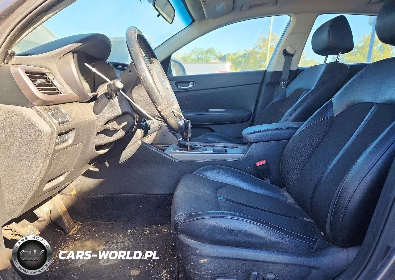 2018 Kia Optima S VIN:5XXGT4L30JG189705 - 7
