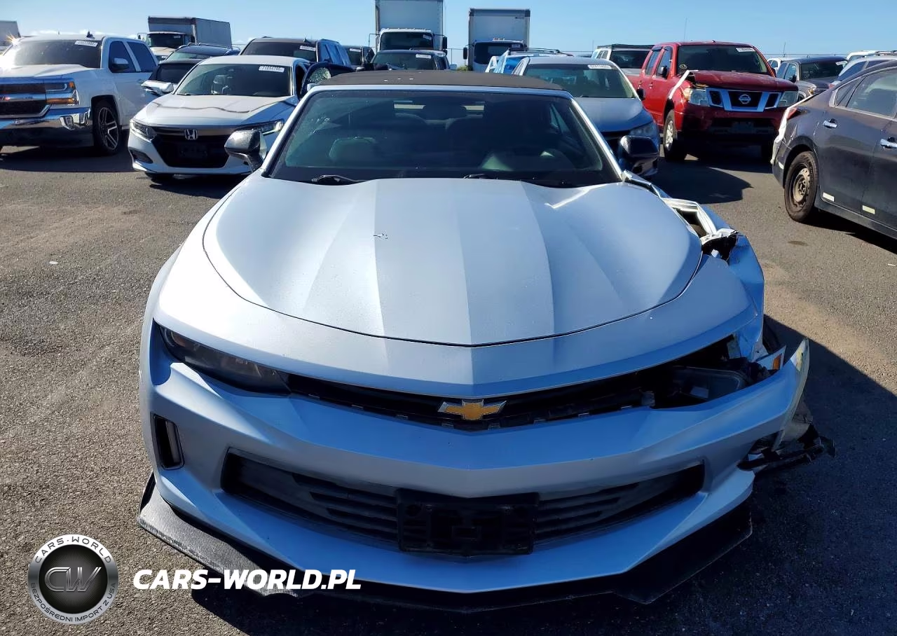2018 Chevrolet Camaro Lt VIN:1G1FB3DX8J0131880 - 5