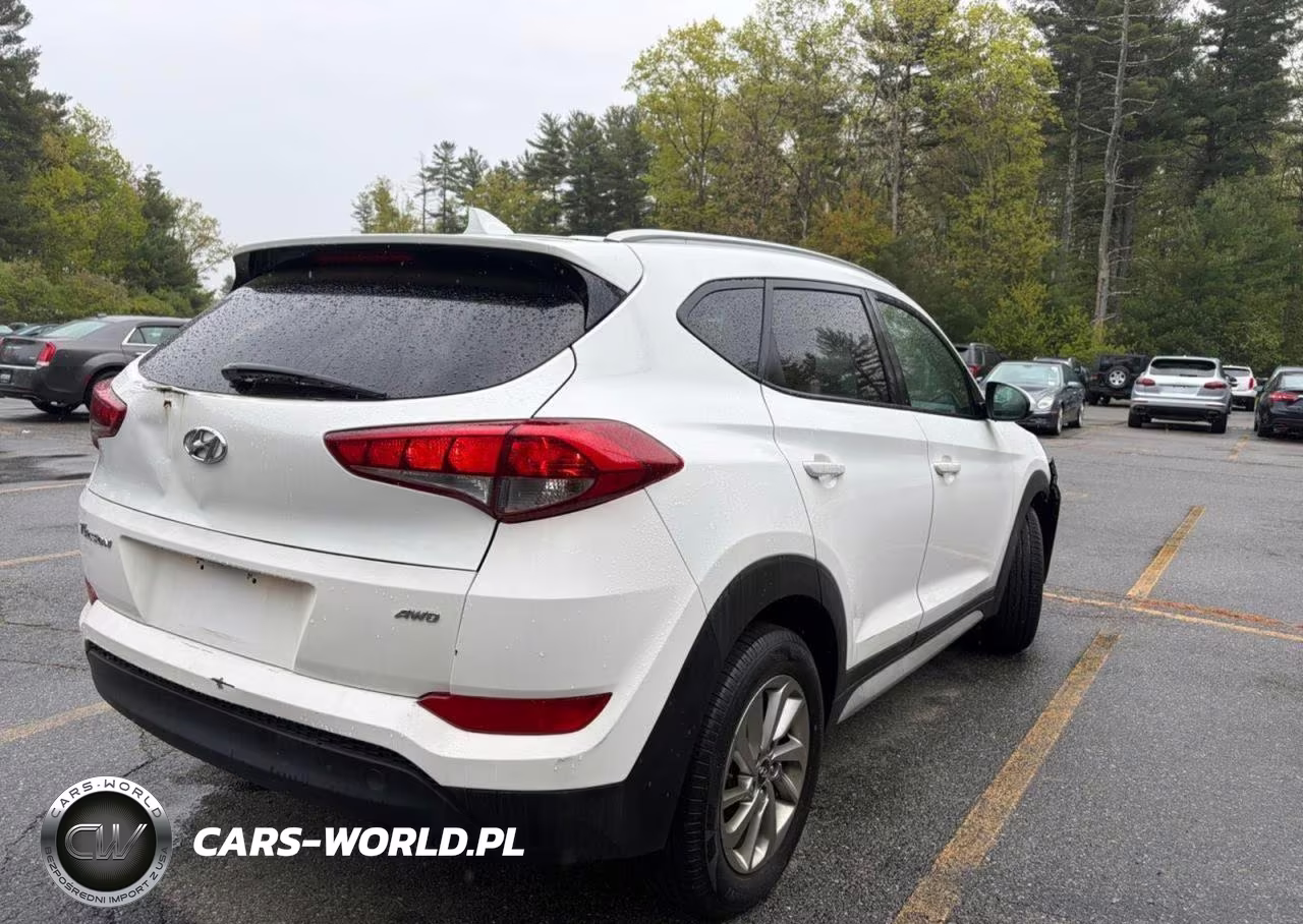 2018 Hyundai Tucson Sel VIN:KM8J3CA41JU714885 - 4