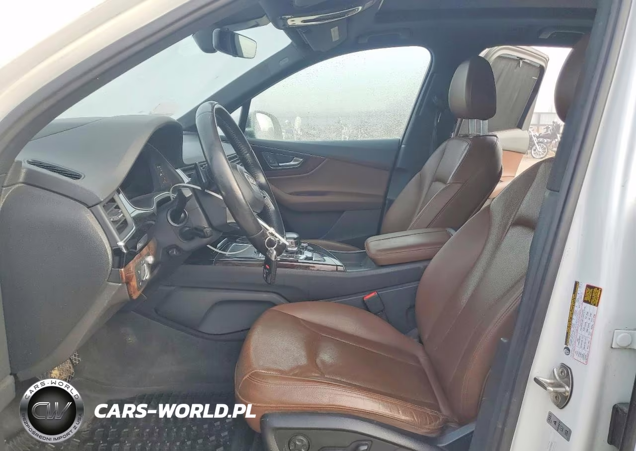 2017 Audi Q7 Prestige VIN:WA1VAAF72HD010685 - 7
